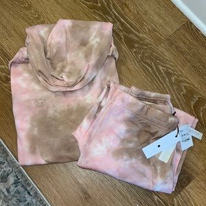 NWT Treasure & Bond Loungewear Set